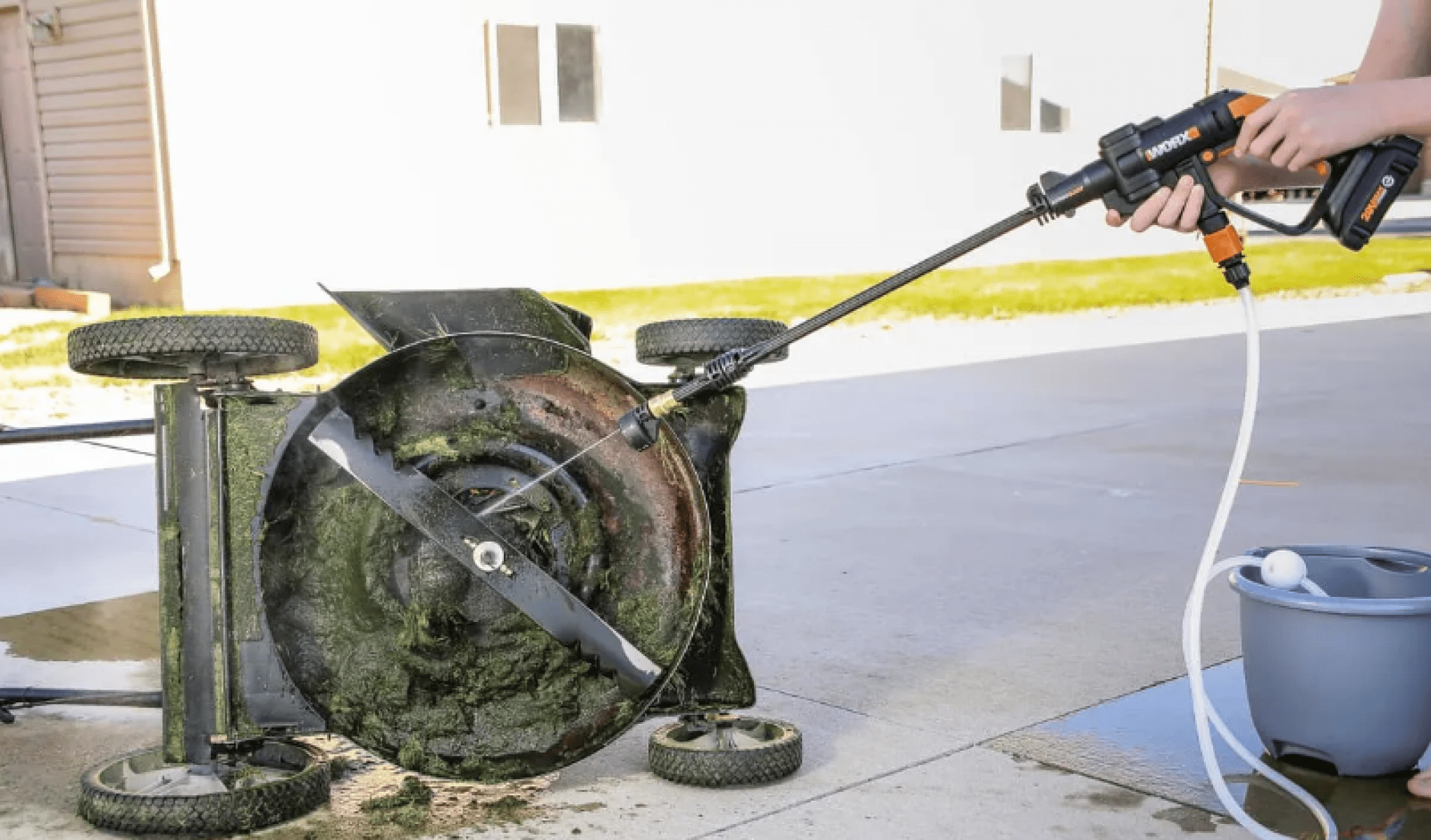 5 Best Cordless Pressure Washers in UK (October 2024)