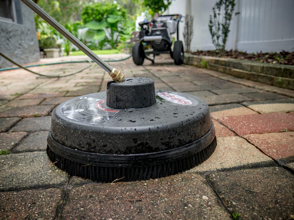 How to find the right accessories for cleaning a patio with a high pressure water jet