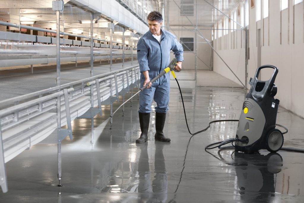 Cold water pressure washers