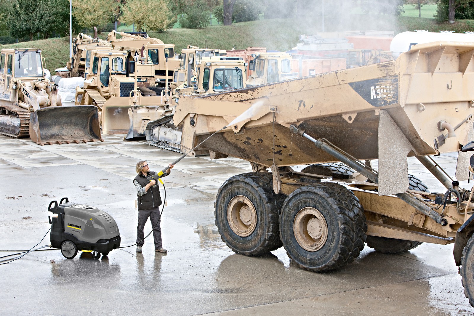 Home hot water pressure washers