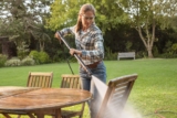 How to clean garden furniture with a pressure washer?